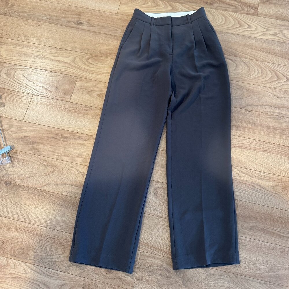 Aritzia Effortless Pant | Crepette | Coal Grey | size 4